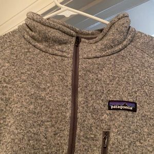 Men’s Patagonia half zipper fleece, gray size XXL